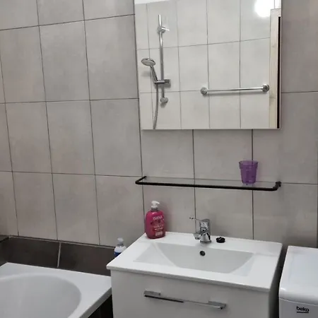 Mieszkanie Przy Parku Апартаменты